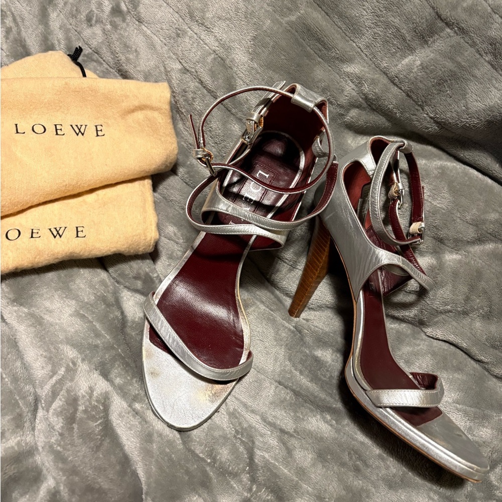 Loewe Metallic Silver Heels size 36